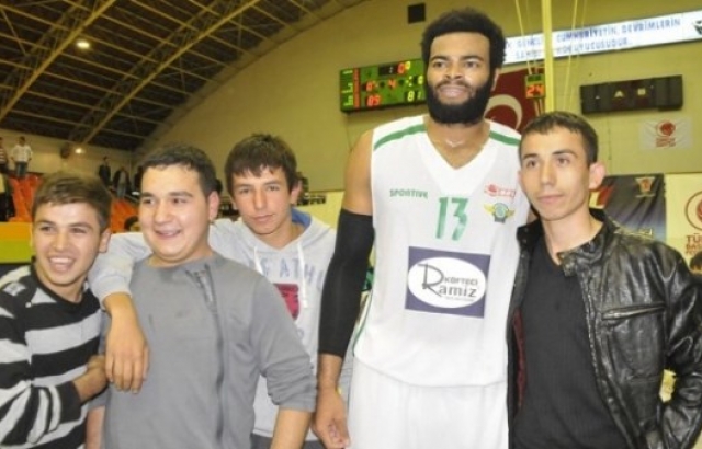 Akhisar Belediye'den Denizli Basket'e