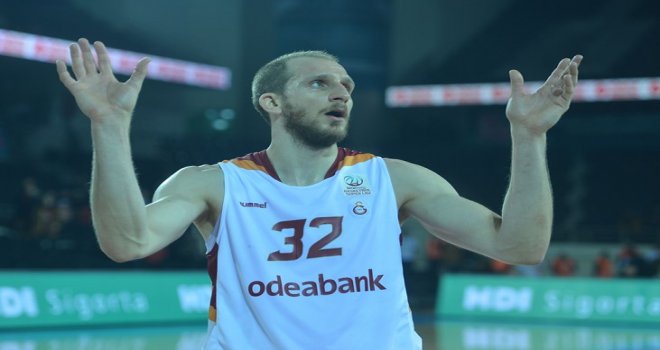 Ataman: Takım kaptanı, takımı yarı finale taşıdı