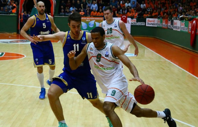 Banvit, Khimki'yi devirdi