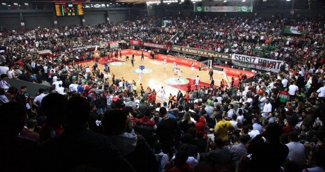 Basketbolda salonlara Yüzde 50 kapasiteyle seyirci alınacak