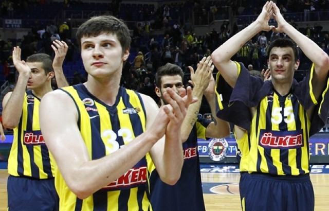 Fenerbahçe Ülker'den Edirne Basket'e