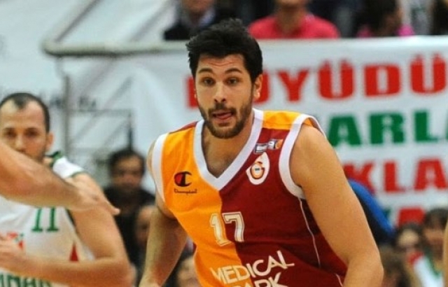 Galatasaray'dan Anadolu Efes'e 