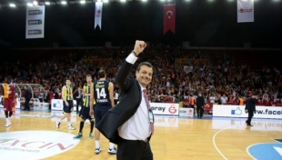 Ergin Ataman'dan Fenerbahçe'ye övgü