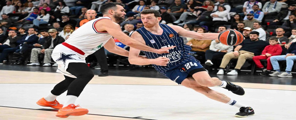 Anadolu Efes ikinci uzatma sonunda yenildi