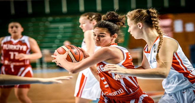 U16 Kız Basketbol Milli Takımı, Avrupa Şampiyonasında yarı finalde U16 Kız Basketbol Milli Takımı, Avrupa Şampiyonasında yarı finalde